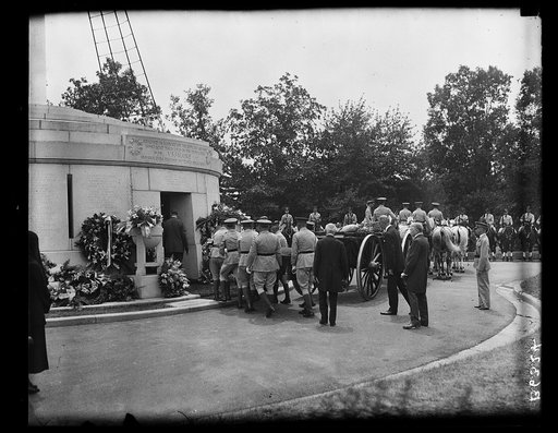 U.S.S. Maine Memorial, Arlington National Cemetery, Arlington, Virginia