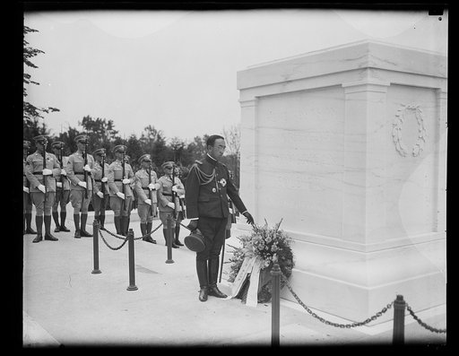 Man placing wreath at Tomb of the Unknown Soldier, Arlington National Cemetery, Arlington, Virginia