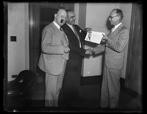 NO CAPTION