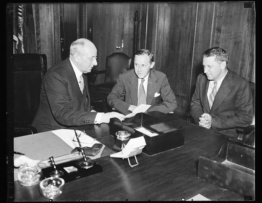 Homer S. Cummings, Harry Hopkins, and unidentified