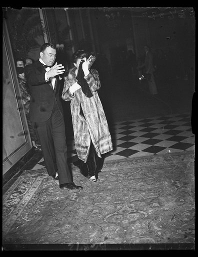 Miss Perkins arrives at VP dinner for Pres. Roosevelt