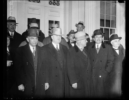 Group outside White House, Washington, D.C.