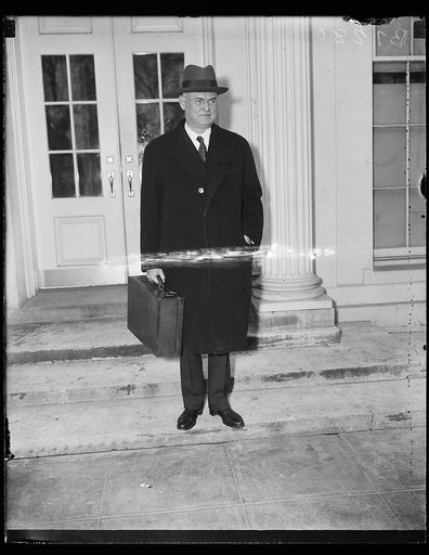 Man at White House, Washington, D.C.