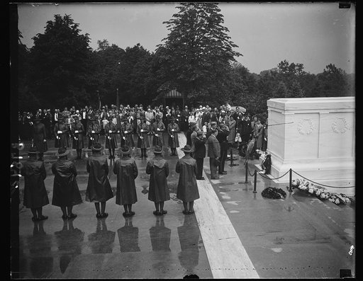 American Legion, unknown soldiers tomb, [Arlington, Virginia