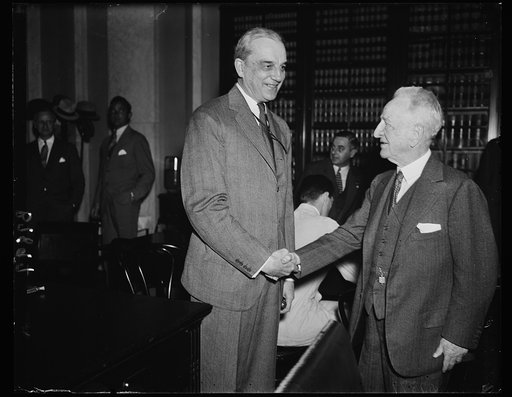 L to r: Owen D. Young, Sen. Carter Glass
