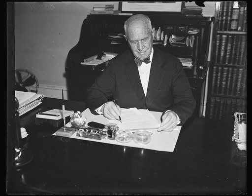 Congressman gives up dreams as Congress goes on. Rep. Walter Pierce (D. of Ore), Nat'l Committeeman and Member of the Agri. Com. of the House, gives up dreaming of the cool weather on his eastern Oregon farm in the Pacific coast area as he admits there is little chance of congress buttoning up for a