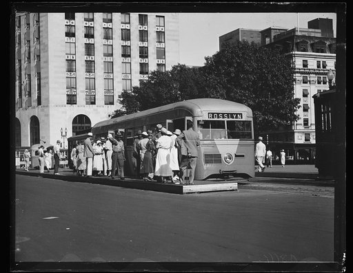 Streamline street car