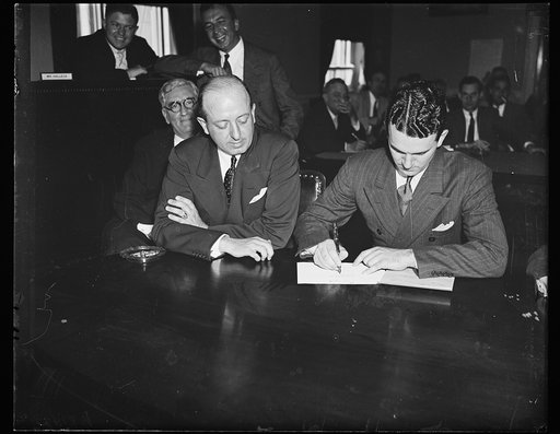 Congressional defiant served with subpoena. Wash. D.C. Robert W. Lyons, Counsel for several chain store organizations, is served with a subpoena by Deputy Sargeant-at-Arms Wm. A. Weber to force testimony before the Special House committee investigating "super lobbies." Myron Cohen, counsel for Lyons
