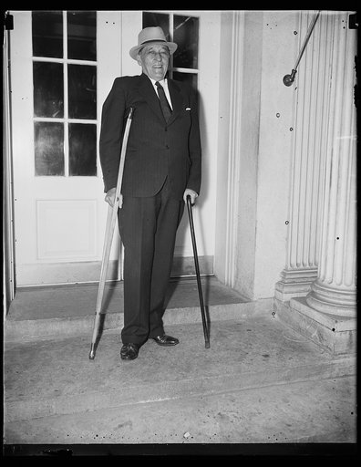 Sen. Wm. King of Utah on crutches at White House
