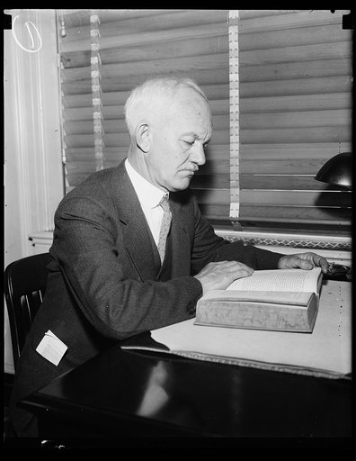 Public Health leprosy leaves for Louisiana. Dr. H.E. Hasseltine of the Public Health Department leaves for the U.S. Marine Hospital at Carville, La., to give his aid on a leprosy problem there. 10/29/35
