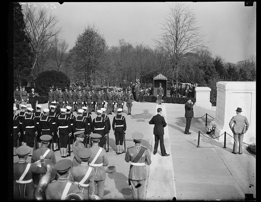 Sergeant Mike Donaldson. Hero of World War who selected unknown soldier at unknown soldier's tomb of Arlington Armistice Day. 11/11/35