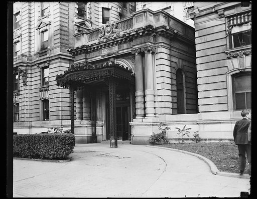 ...] Apts. 8/5 Penn. Ave., N.W. [Washington, D.C.