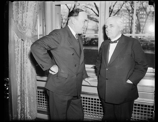 Frank Morrison, right