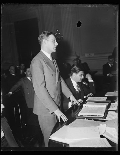 NO CAPTION
