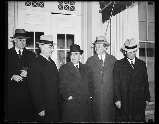 Group at White House; William B. Bankhead, center. Washington, D.C.