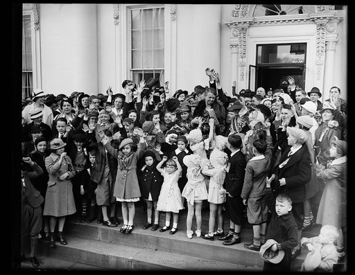 MRS. ROOSEVELT RECEIVES C.A.R. DELEGATES. DELEGATES TO THE FORTIETH ANNUAL CONVENTION OF THE CHILDREN OF THE AMERICAN REVOLUTION WERE RECEIVED BY MRS. ROOSEVELT AT THE WHITE HOUSE TODAY. L TO R: MRS. ROOSEVELT AND MRS. C.A. SWANN SINCLAIR, NATIONAL PRESIDENT OF THE C.A.R.