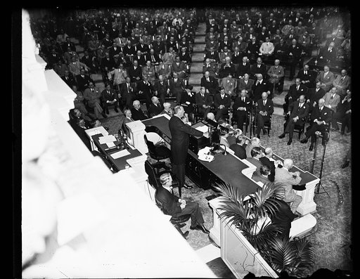 PRESIDENT ROOSEVELT ADDRESSING JOINT SESSION OF CONGRESS ON VETO OF PATMAN BONUS BILL. FIRST TIME IN HISTORY A VETO WAS PERSONALLY DELIVERED