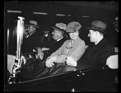 PRESIDENT ROOSEVELT, MRS. ROOSEVELT, AND JOHN SHOWN ARRIVING AT UNION STATION