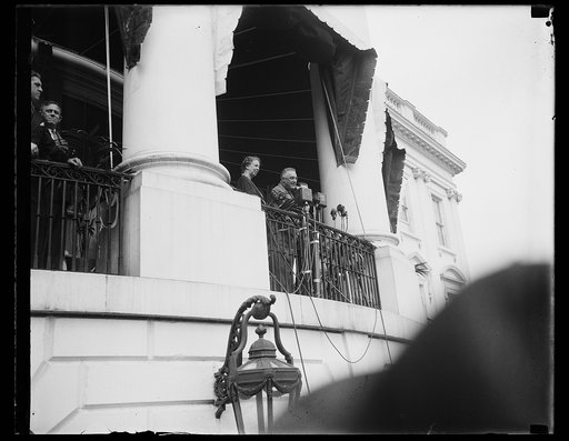 PRESIDENT ROOSEVELT AND MRS. ROOSEVELT GREET EASTER EGG ROLLERS AT WHITE HOUSE