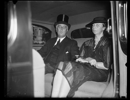 President and Mrs. Roosevelt arrive for Robinson Services. July 16. President and Mrs. Roosevelt headed the list of notables to pay their respects to the memory of Senator Joseph T. Robinson when they attended funeral services in the Senate Chamber today