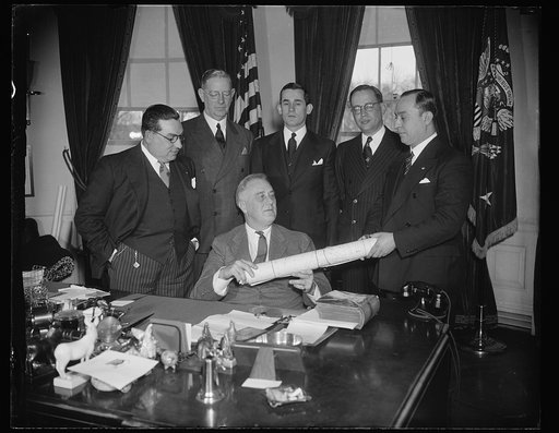 BRAZILIAN HIGHWAY EXPEDITION SEE ROOSEVELT. WASHINGTON, D.C. THE BRAZILIAN HIGHWAY EXPEDITION WHICH SPENT TEN YEARS TRAVERSING THE THREE AMERICAS FROM SOUTH TO NORTH, SELECTING AND CHARTING THE MOST PRACTICAL ROUTE FOR THE CONSTRUCTION OF THE PAN-AMERICAN INTER-CONTINENTAL HIGHWAY WERE RECEIVED BY P