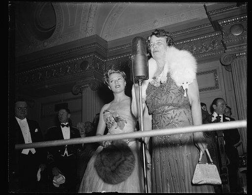 PRESIDENT'S BIRTHDAY BALL. MRS. F.D. ROOSEVELT AND ANNABELLA