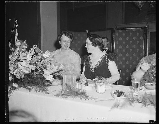 PARTY DIFFERENCES FORGOTTEN. WASHINGTON, D.C. APRIL 27. POLITICAL DIFFERENCES WERE FORGOTTEN LAST NIGHT AS MRS. FRANKLIN D. ROOSEVELT AND MRS. ROBERT A. TAFT CHATTED AMIABLY AT LAST NIGHT'S BANQUET OF THE LEAGUE OF WOMEN VOTERS. SENATOR TAFT IS BEING PROMINENTLY MENTIONED AS A PROBABLE REPUBLICAN PR