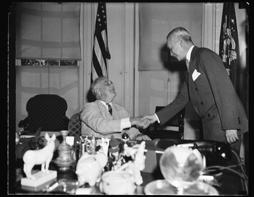PRESIDENT ROOSEVELT AND VICE PRESIDENT OSMENA