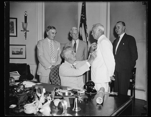 CITATION FOR ADMIRAL YARNELL. WASHINGTON, D.C. AUGUST 28. PRESIDENT ROOSEVELT TODAY CONFERRED UPON ADMIRAL HARRY E. YARNELL THE DISTINGUISHED SERVICE MEDAL AND A CITATION FOR EXCEPTIONAL ABILITY, TACT AND DEVOTION IN PROTECTING AMERICAN INTERESTS DURING THE CHINESE EMERGENCY. HIS CONDUCT OF AFFAIRES