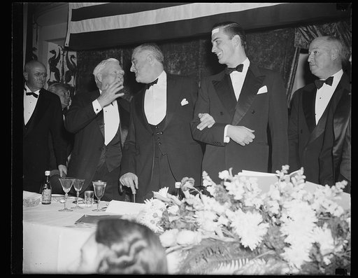 FDR [Franklin Delano Roosevelt] SEEN WITH VICE PRESIDENT GARNER, JACKSON DAY DINNER