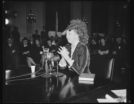 MRS. ROOSEVELT FIRST PRESIDENT'S WIFE TO TESTIFY BEFORE CONGRESSIONAL COMMITTEE. WASHINGTON, D.C. FEBRUARY 9. MRS. ROOSEVELT TODAY BECAME THE FIRST PRESIDENT'S WIFE TO TESTIFY BEFORE A CONGRESSIONAL COMMITTEE. SHE APPEARED BEFORE A HOUSE DISTRICT SUBCOMMITTEE TO TESTIFY CONCERNING CONDITIONS IN THE 