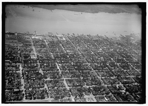 ALEXANDRIA, VIRGINIA. AIRPLANE VIEW OF CENTRAL AND WATER FRONT SECTION