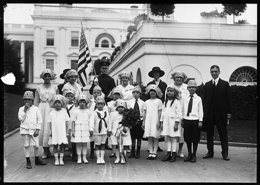 American Red cross children at White House, Washington, D.C.