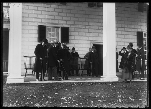 Group at Mount Vernon, Virginia