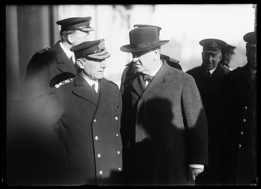Josephus Daniels? right; Admiral Henry Wilson in background?