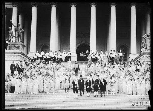 Pagent on steps of U.S. Capitol, Wsahington, D.C.