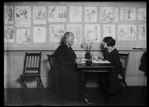 Alice Mary Robertson, left, and Anita Pollitzer share a meal