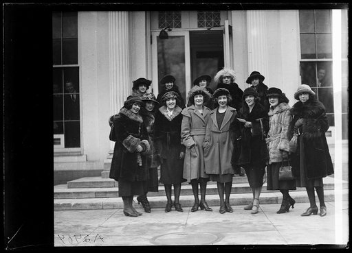 Group of women at White House, Washington, D.C.