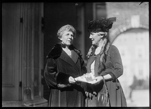 Florence Harding and unidentified woman