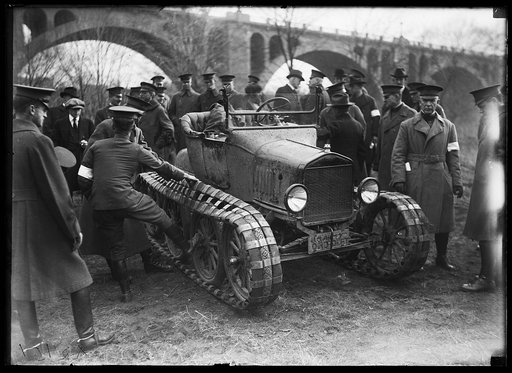 Military vehicle? Key Bridge in background