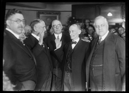 Group; Jess Smith, left