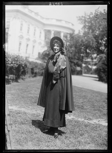 Evangeline Booth, White House in background. Washington, D.C.