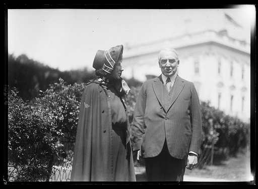 Evangeline Booth and Warren Harding at White House, Washington, D.C.