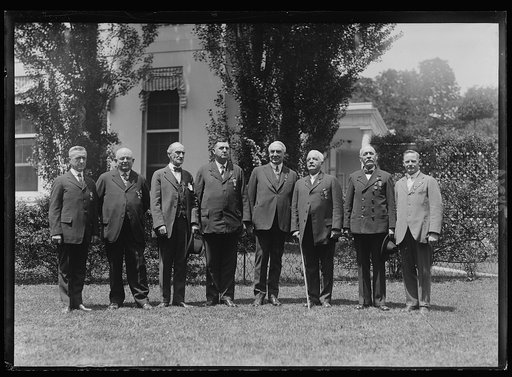 Warren Harding and group outside White House, Washington, D.C.