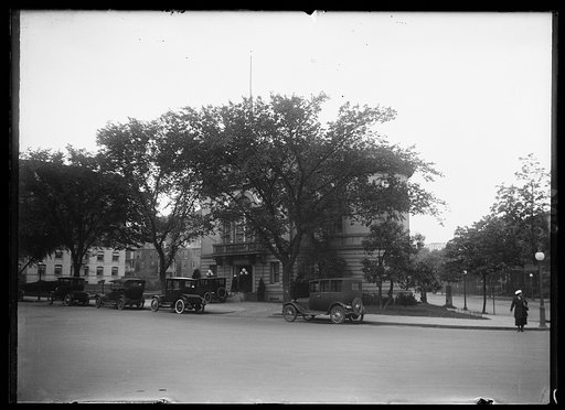 Street scene, Washington, D.C.