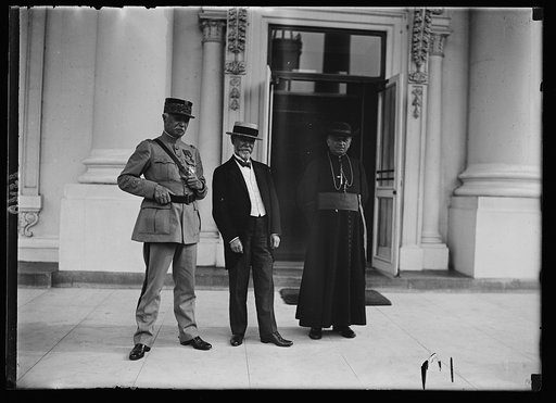 J.J. Jusserand, center. White House, Washington, D.C.