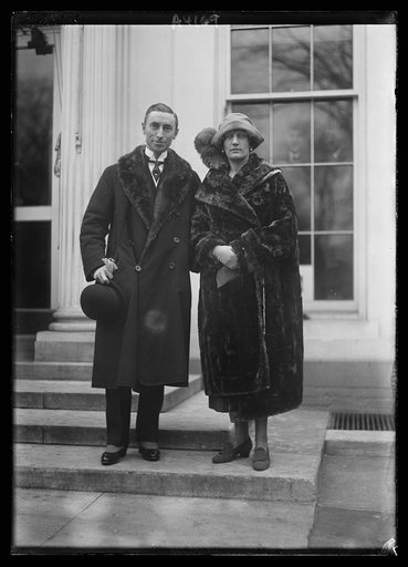 Hugh Gibson & wife at White House