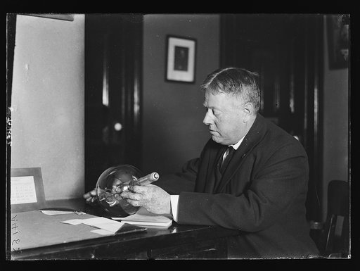 Dr. F.H. Baetjer, for 20 yrs. Chief of the X-ray Dept. of Johns Hopkins Hospital, Baltimore