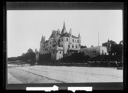 Mrs. O.H.P. Belmont house [Beacon Towers, Sands Point, New York