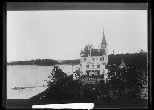 Mrs. O.H.P. Belmont house [Beacon Towers, Sands Point, New York